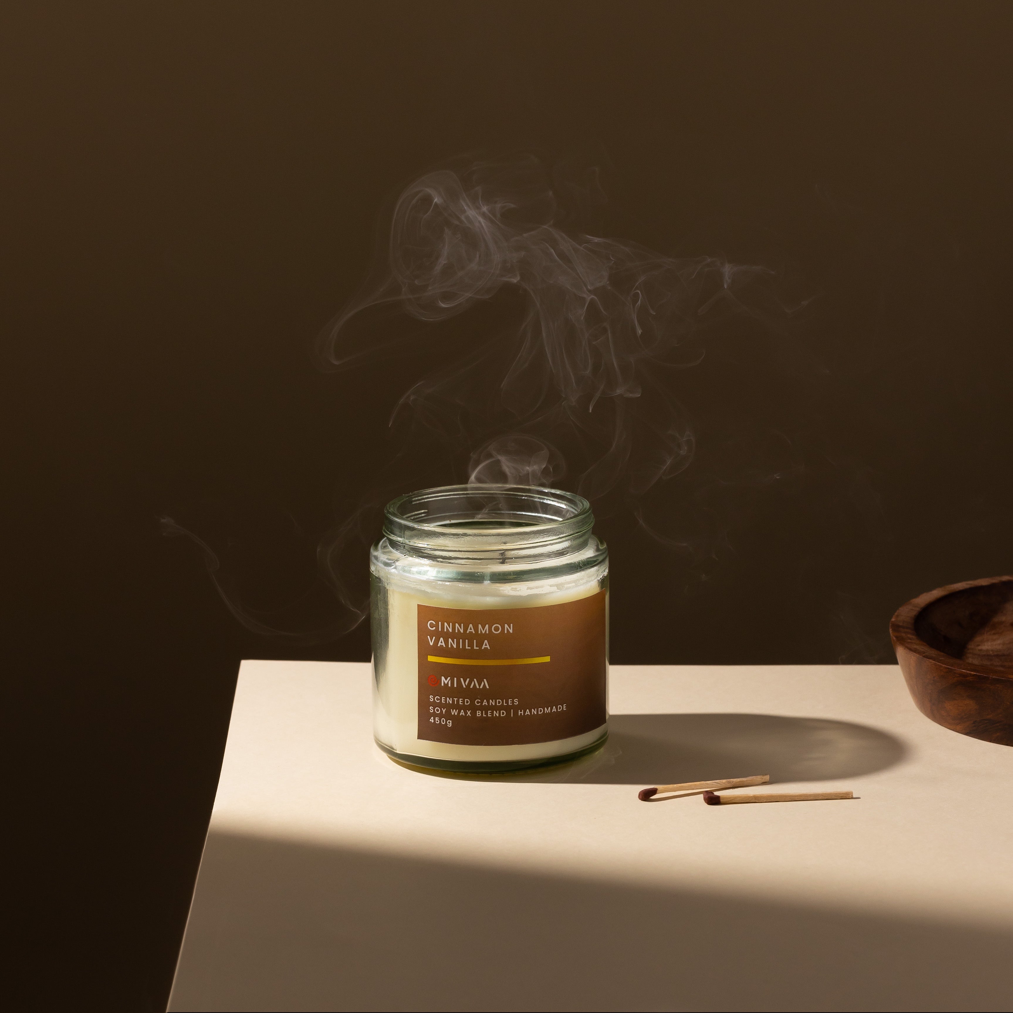 Mivaa Luxury Scented Candle - Cinnamon Vanilla